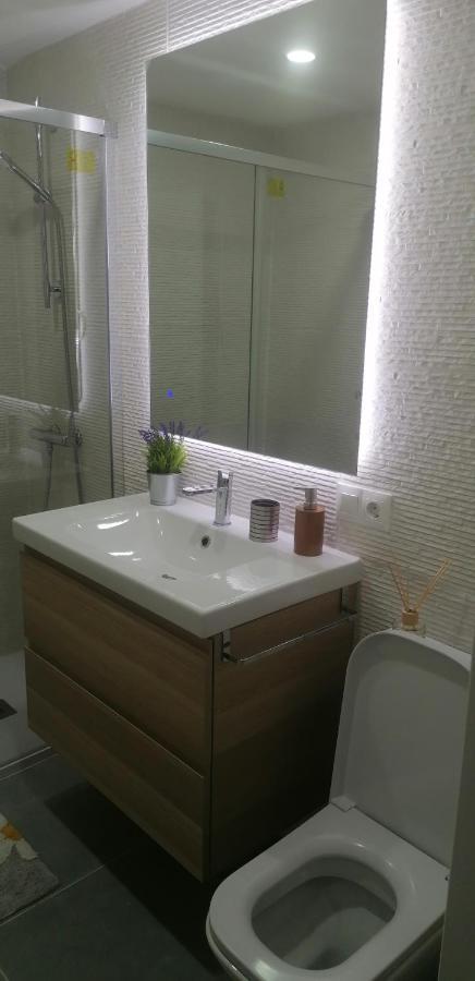 El Palo Cosy, 200 M From The Beach Apartment Malaga Bagian luar foto